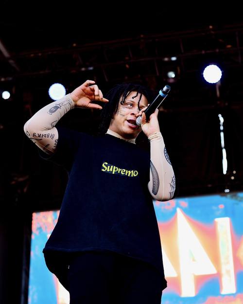 Trippie Redd live with Cyber-Café visuals